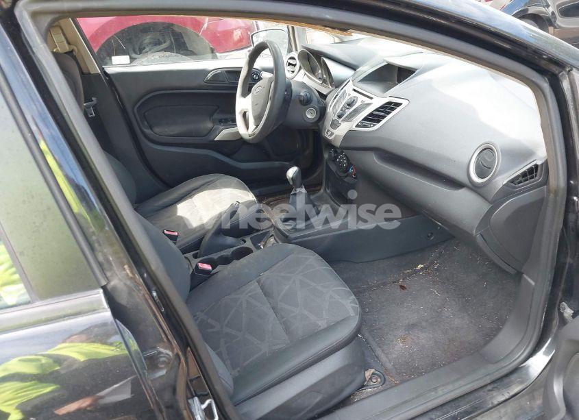 Photo 5 of 2012 Ford Fiesta SE (VIN 3FADP4BJ8CM194357)