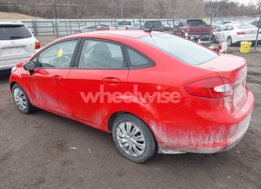 Photo 3 of 2013 Ford Fiesta SE (VIN 3FADP4BJ8DM225639)