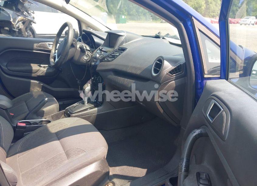 Photo 5 of 2014 Ford Fiesta SE (VIN 3FADP4BJ8EM194944)