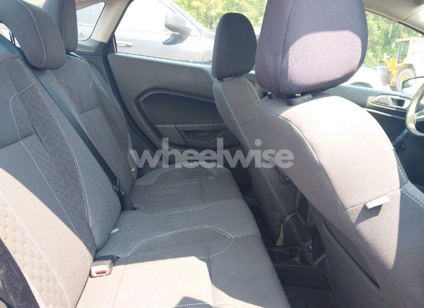 Photo 8 of 2014 Ford Fiesta SE (VIN 3FADP4BJ8EM194944)