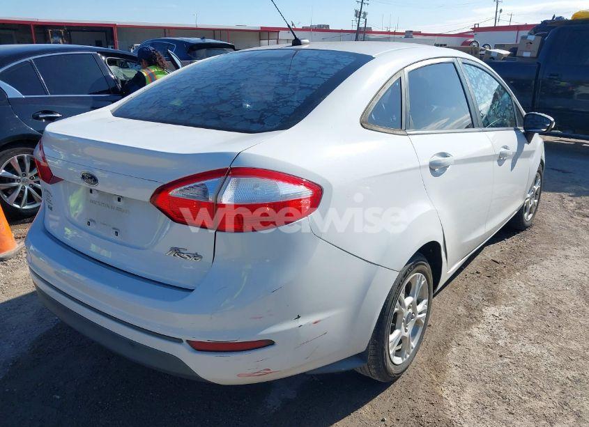 Photo 4 of 2014 Ford Fiesta SE (VIN 3FADP4BJ8EM216408)