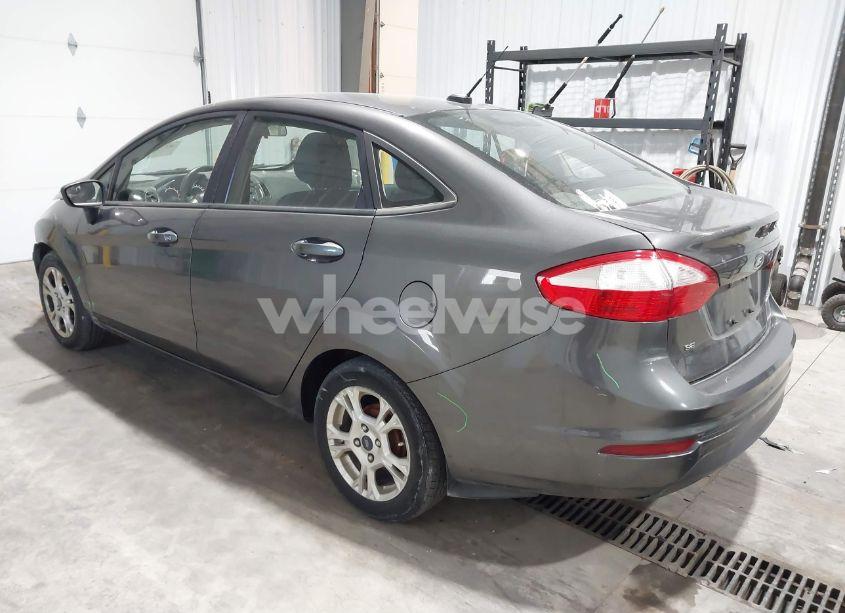 Photo 3 of 2015 Ford Fiesta SE (VIN 3FADP4BJ8FM129934)