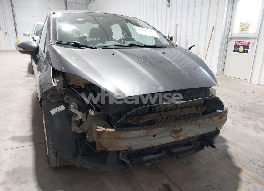 Photo 6 of 2015 Ford Fiesta SE (VIN 3FADP4BJ8FM129934)