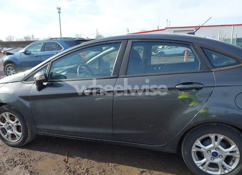 Photo 14 of 2015 Ford Fiesta SE (VIN 3FADP4BJ8FM171682)