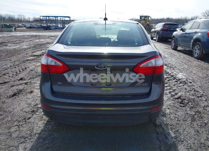 Photo 16 of 2015 Ford Fiesta SE (VIN 3FADP4BJ8FM171682)