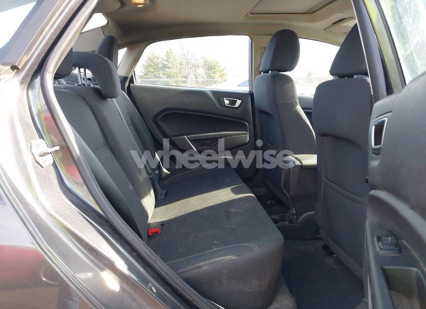 Photo 8 of 2015 Ford Fiesta SE (VIN 3FADP4BJ8FM171682)