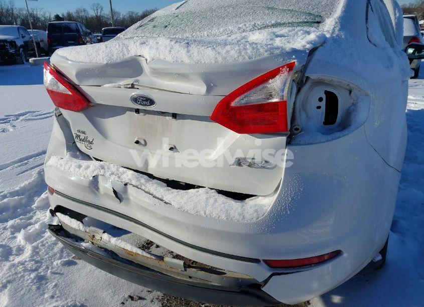 Photo 18 of 2018 Ford Fiesta SE (VIN 3FADP4BJ8JM131515)