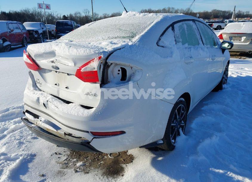 Photo 4 of 2018 Ford Fiesta SE (VIN 3FADP4BJ8JM131515)