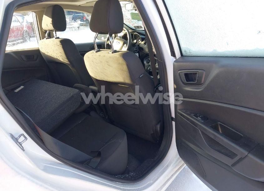 Photo 8 of 2018 Ford Fiesta SE (VIN 3FADP4BJ8JM131515)