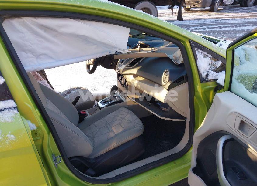 Photo 5 of 2011 Ford Fiesta SE (VIN 3FADP4BJ9BM116166)