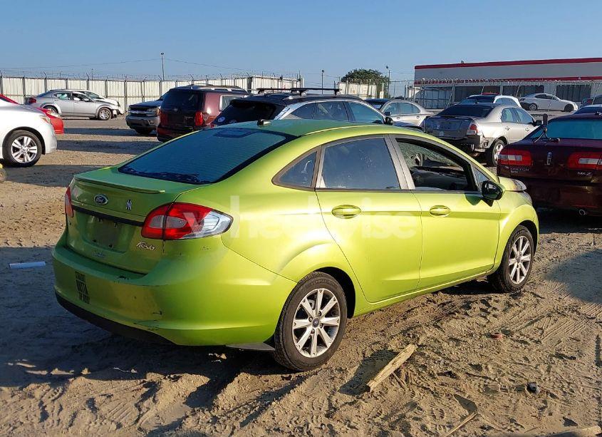 Photo 4 of 2011 Ford Fiesta SE (VIN 3FADP4BJ9BM141925)