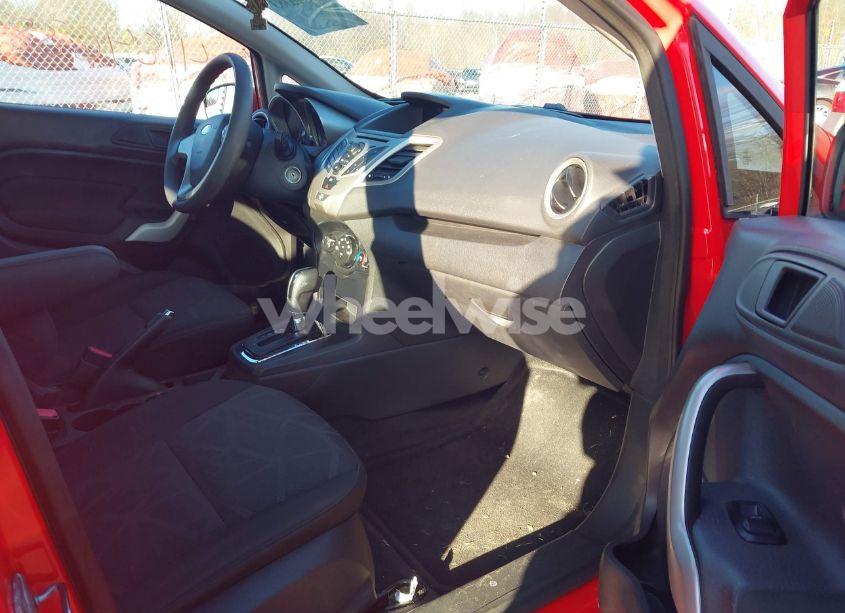 Photo 5 of 2013 Ford Fiesta SE (VIN 3FADP4BJ9DM182882)