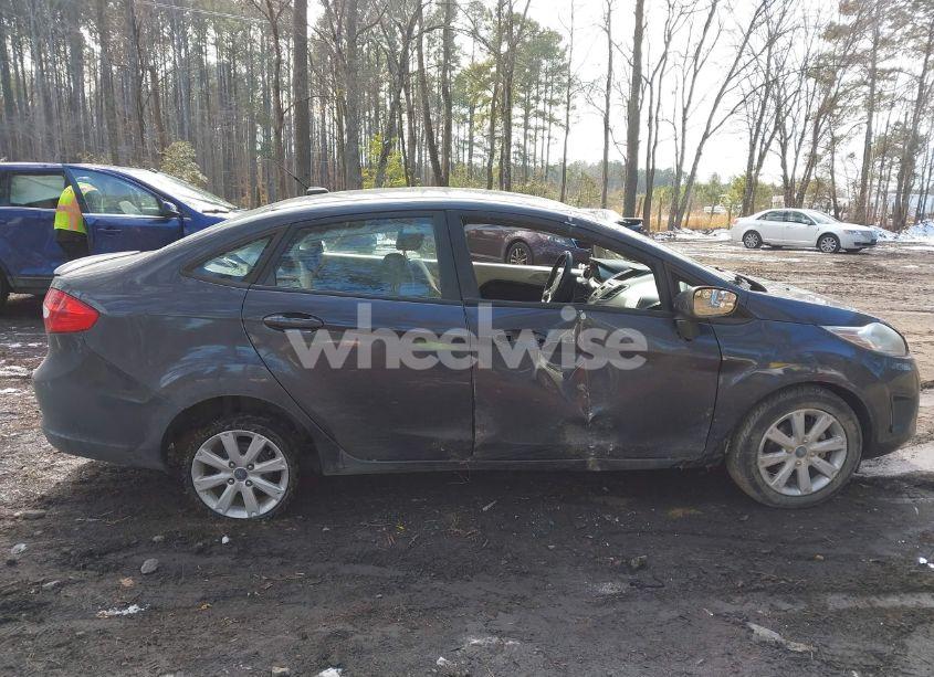 Photo 17 of 2013 Ford Fiesta SE (VIN 3FADP4BJ9DM200233)