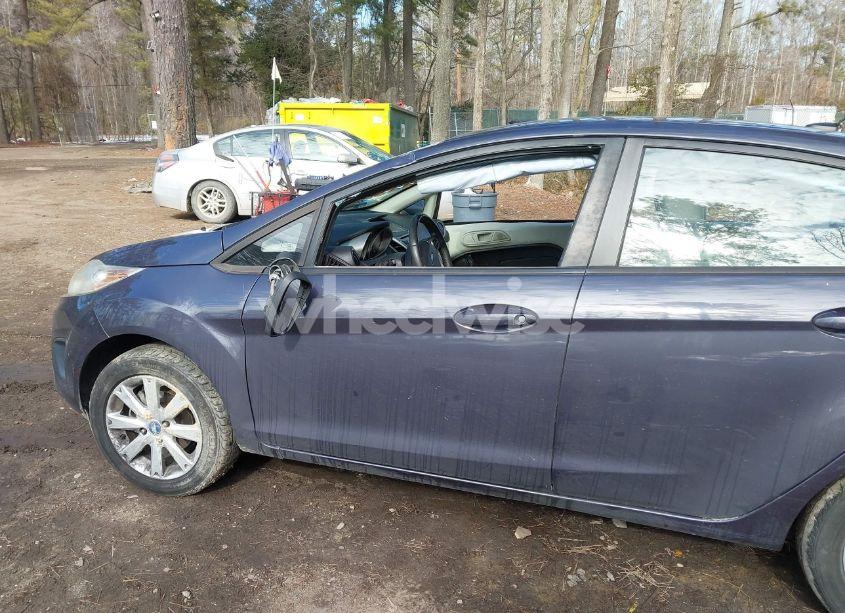 Photo 18 of 2013 Ford Fiesta SE (VIN 3FADP4BJ9DM200233)