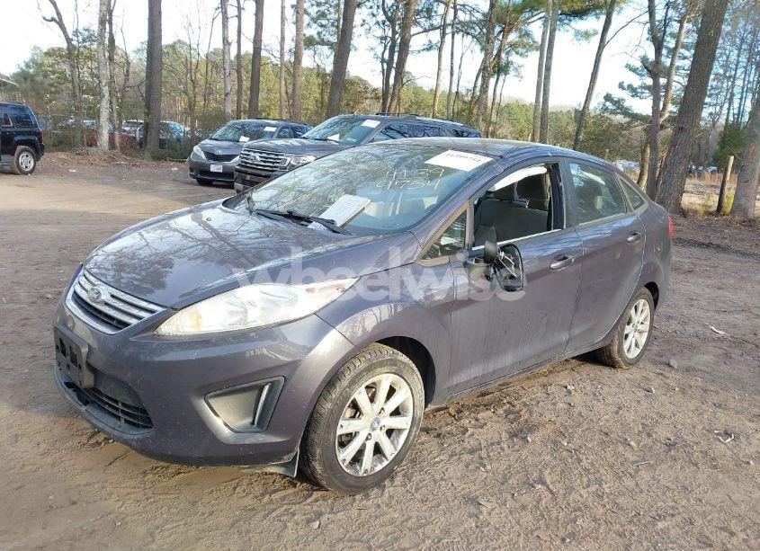 Photo 6 of 2013 Ford Fiesta SE (VIN 3FADP4BJ9DM200233)