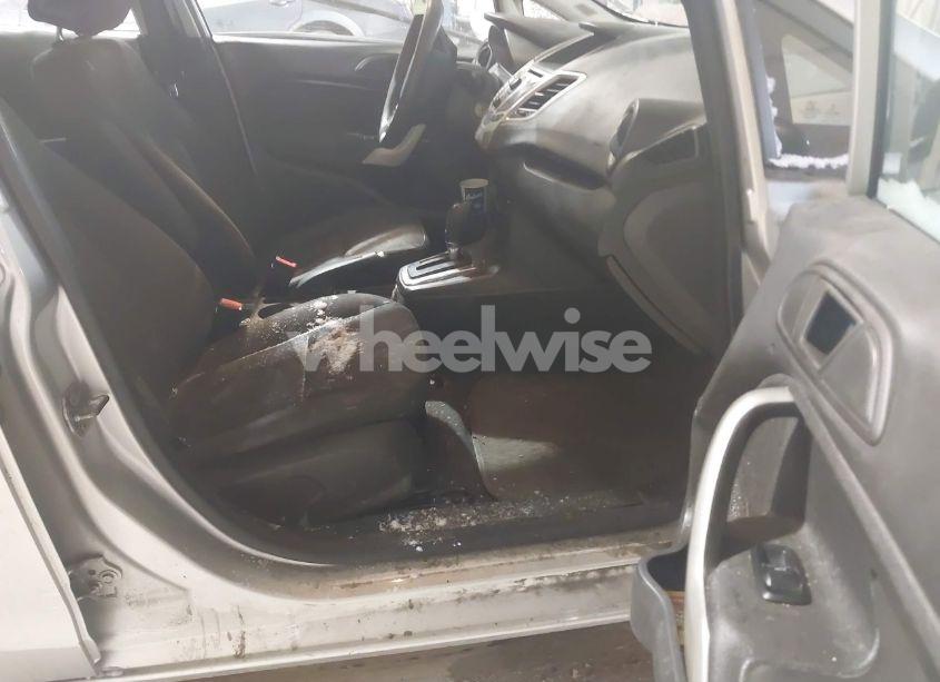 Photo 5 of 2013 Ford Fiesta SE (VIN 3FADP4BJ9DM205447)