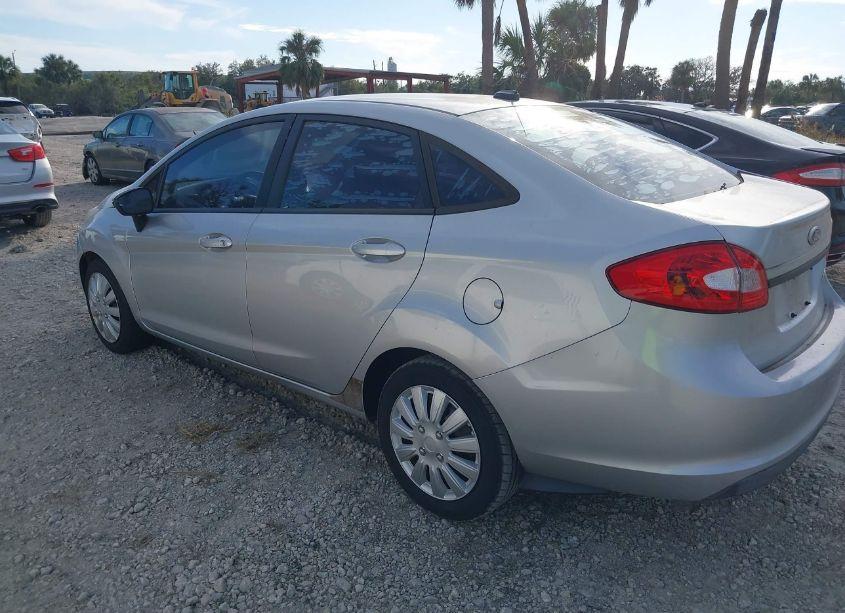 Photo 3 of 2013 Ford Fiesta SE (VIN 3FADP4BJ9DM223737)