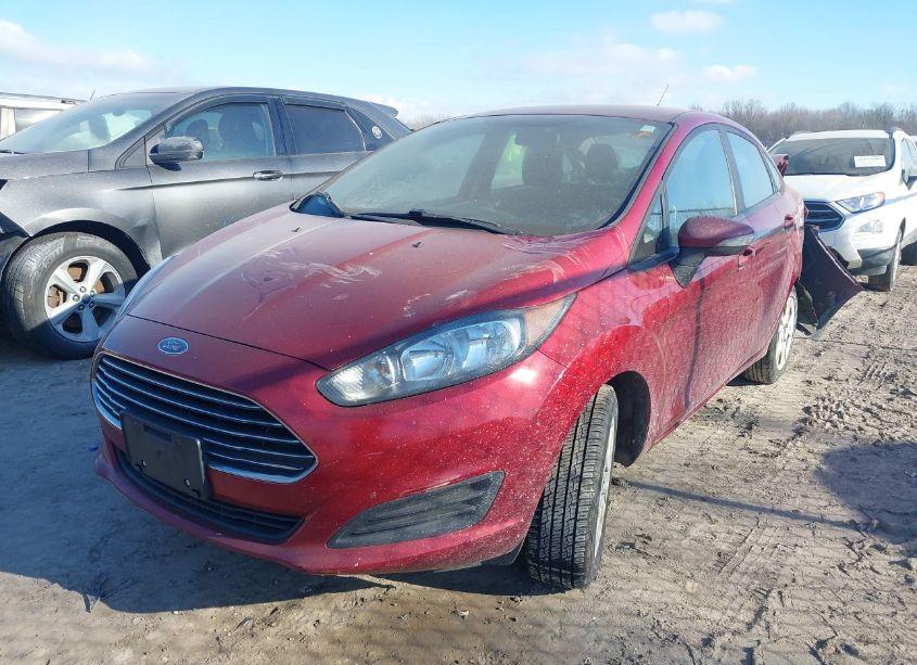 Photo 2 of 2016 Ford Fiesta SE (VIN 3FADP4BJ9GM130334)