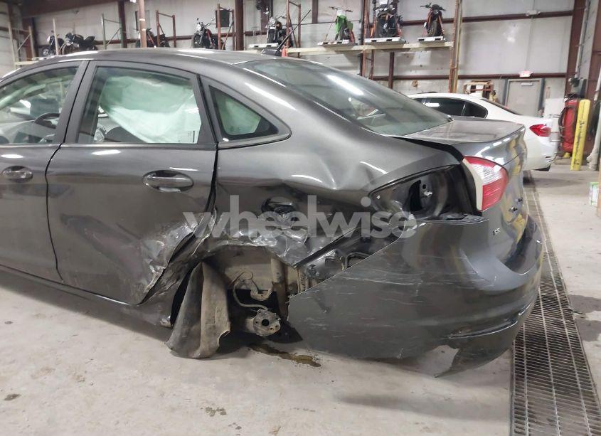 Photo 6 of 2019 Ford Fiesta SE (VIN 3FADP4BJ9KM104373)