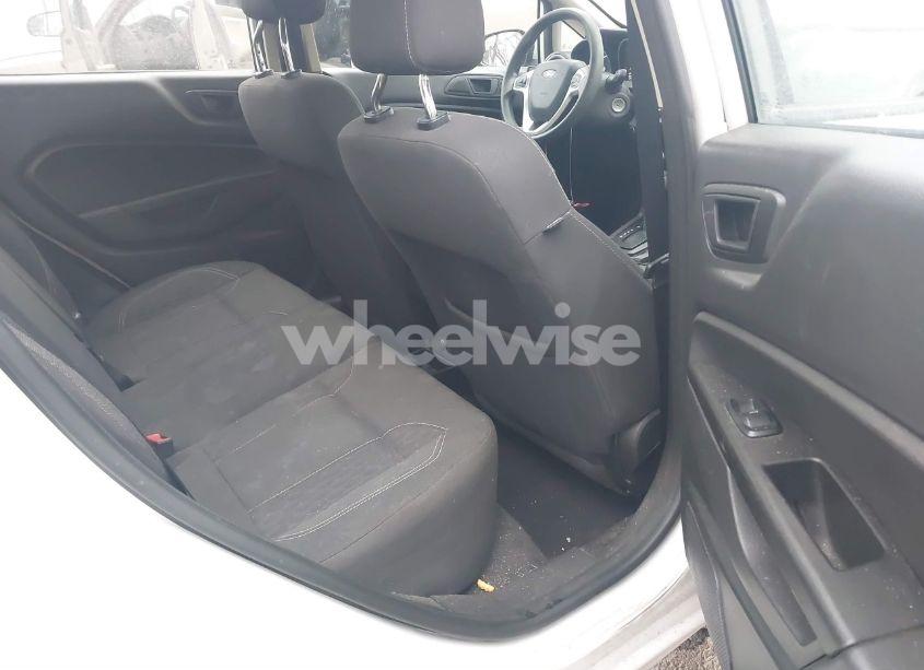 Photo 8 of 2019 Ford Fiesta SE (VIN 3FADP4BJ9KM129418)