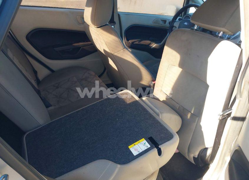 Photo 8 of 2011 Ford Fiesta SE (VIN 3FADP4BJXBM132425)