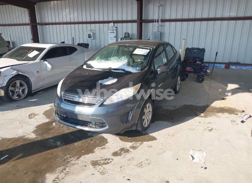 Photo 2 of 2011 Ford Fiesta SE (VIN 3FADP4BJXBM153288)