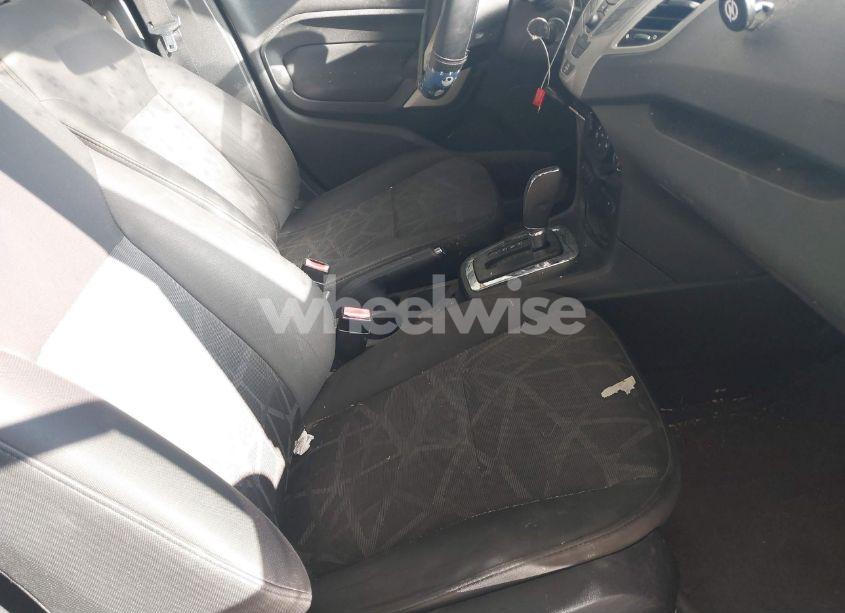 Photo 5 of 2011 Ford Fiesta SE (VIN 3FADP4BJXBM153288)