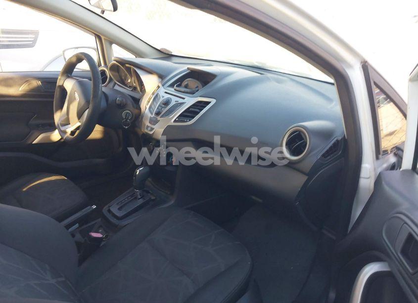 Photo 5 of 2011 Ford Fiesta SE (VIN 3FADP4BJXBM226451)