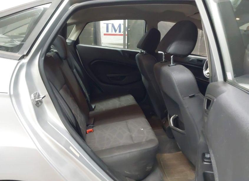 Photo 8 of 2013 Ford Fiesta SE (VIN 3FADP4BJXDM103574)