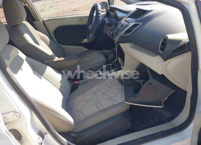 Photo 5 of 2013 Ford Fiesta SE (VIN 3FADP4BJXDM185340)