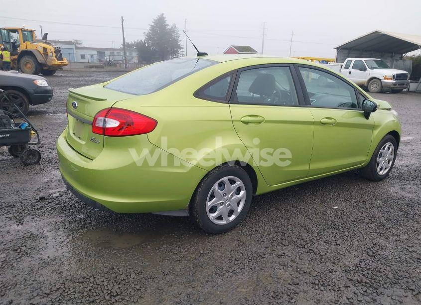 Photo 4 of 2013 Ford Fiesta SE (VIN 3FADP4BJXDM186634)