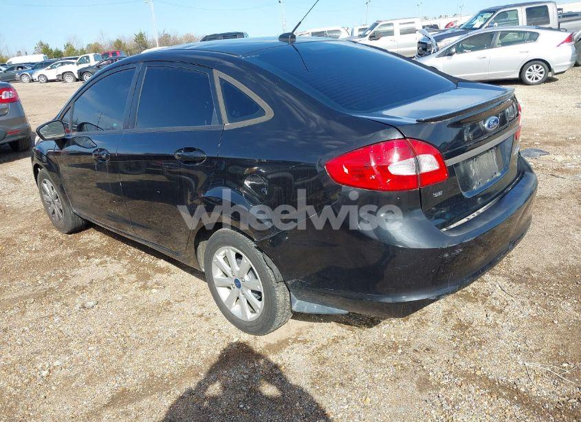 Photo 3 of 2013 Ford Fiesta SE (VIN 3FADP4BJXDM203383)