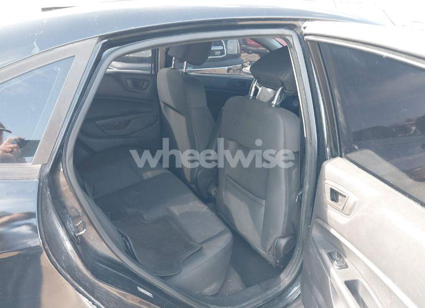 Photo 8 of 2013 Ford Fiesta SE (VIN 3FADP4BJXDM203383)