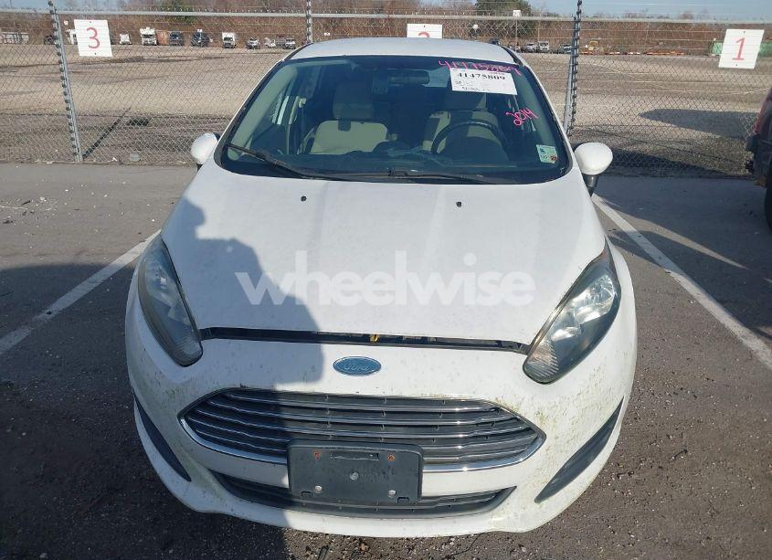 Photo 6 of 2014 Ford Fiesta SE (VIN 3FADP4BJXEM106086)