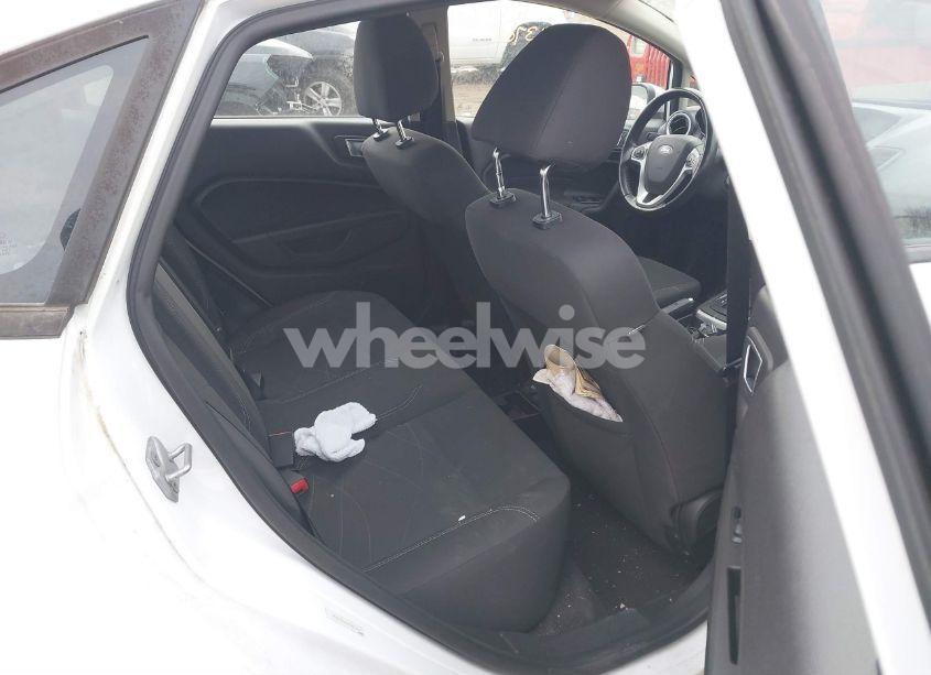 Photo 8 of 2014 Ford Fiesta SE (VIN 3FADP4BJXEM127763)