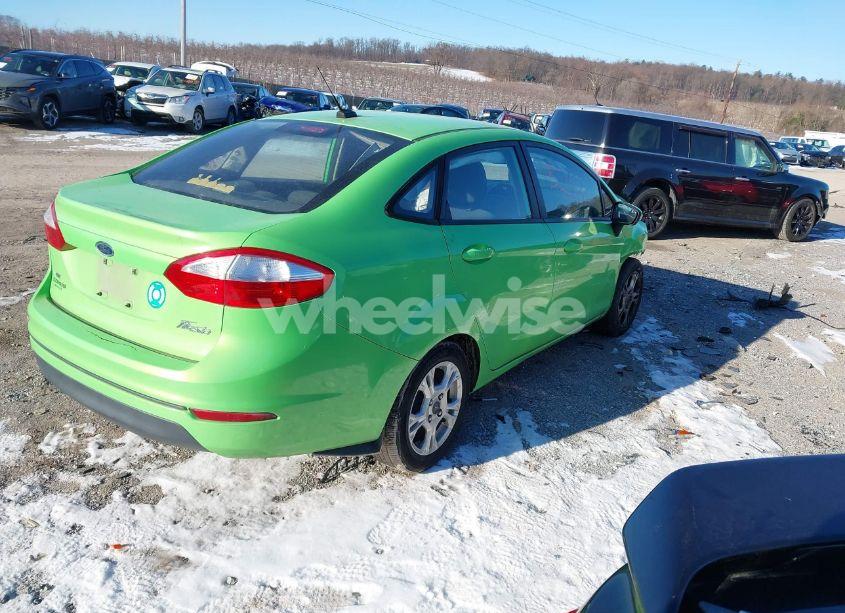 Photo 4 of 2014 Ford Fiesta SE (VIN 3FADP4BJXEM147706)