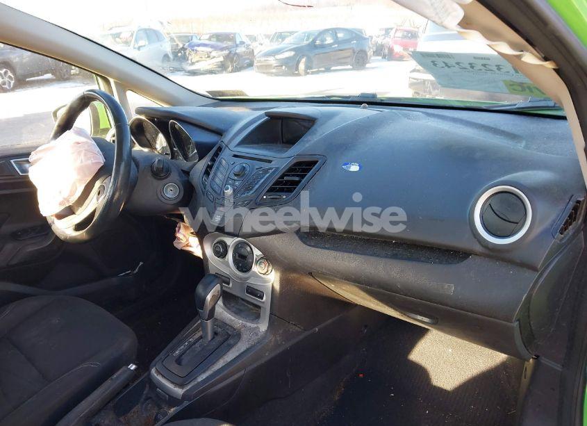 Photo 5 of 2014 Ford Fiesta SE (VIN 3FADP4BJXEM147706)