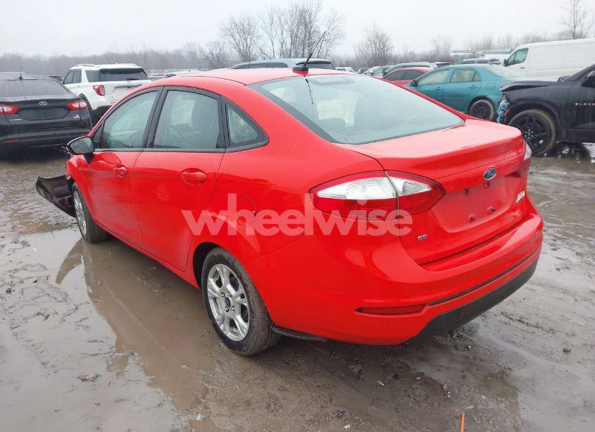 Photo 3 of 2014 Ford Fiesta SE (VIN 3FADP4BJXEM210965)