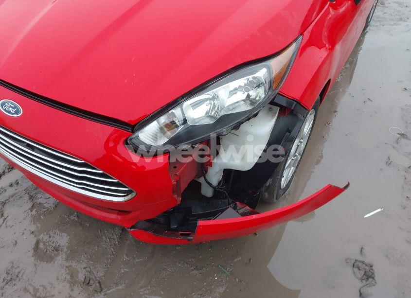 Photo 6 of 2014 Ford Fiesta SE (VIN 3FADP4BJXEM210965)