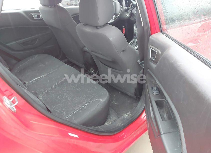 Photo 8 of 2014 Ford Fiesta SE (VIN 3FADP4BJXEM210965)