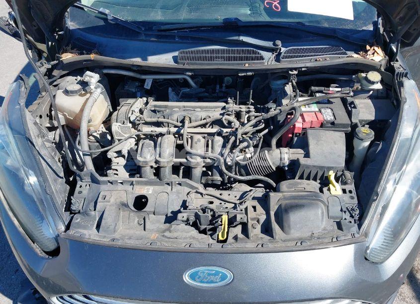 Photo 10 of 2015 Ford Fiesta SE (VIN 3FADP4BJXFM101939)