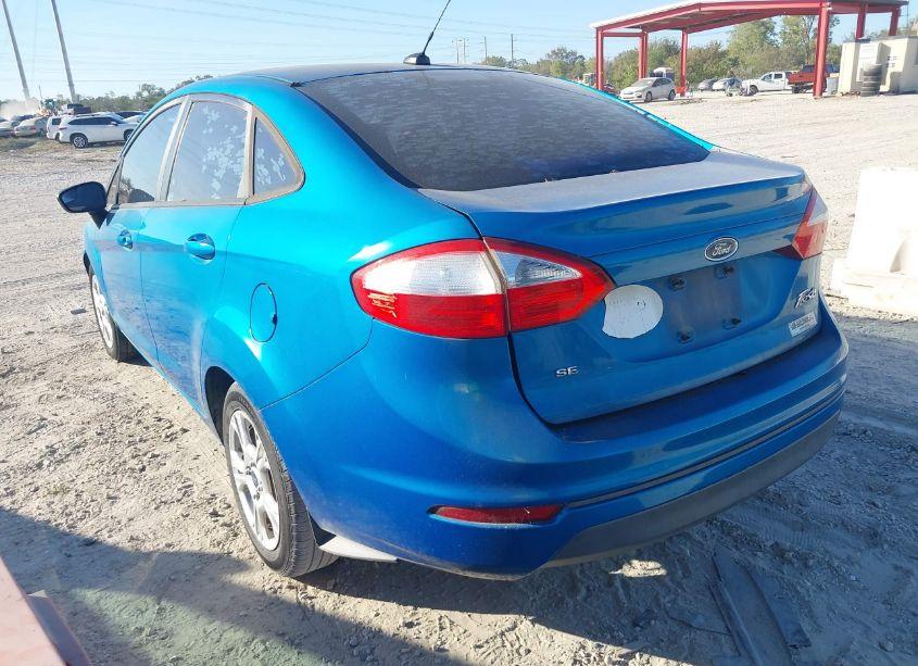 Photo 3 of 2015 Ford Fiesta SE (VIN 3FADP4BJXFM110284)