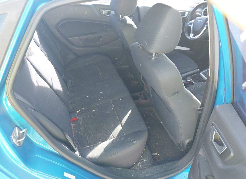 Photo 8 of 2015 Ford Fiesta SE (VIN 3FADP4BJXFM110284)