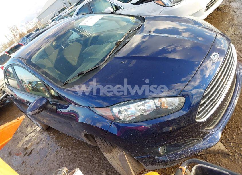 2016 Ford Fiesta SE (VIN 3FADP4BJXGM119441) main photo