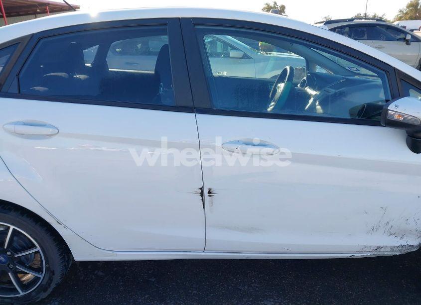 Photo 13 of 2016 Ford Fiesta SE (VIN 3FADP4BJXGM141083)