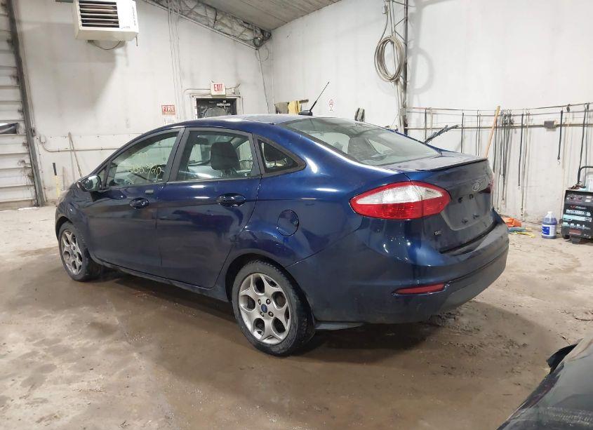 Photo 3 of 2016 Ford Fiesta SE (VIN 3FADP4BJXGM149085)