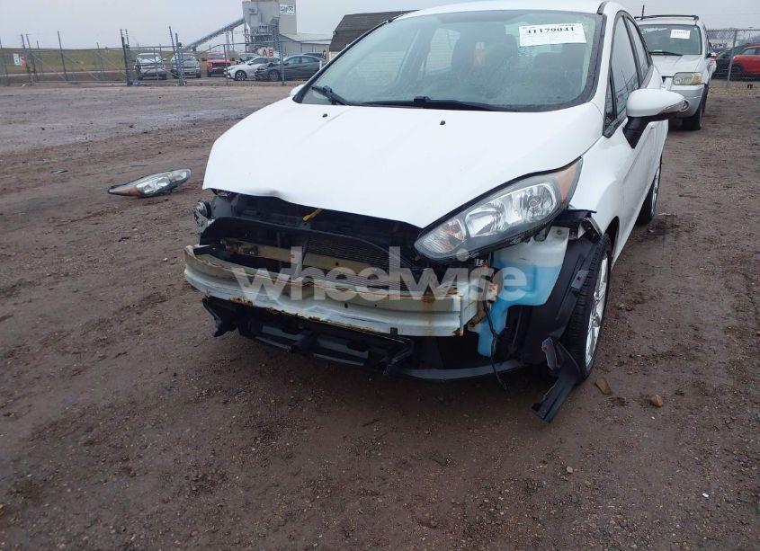 Photo 6 of 2016 Ford Fiesta SE (VIN 3FADP4BJXGM158126)