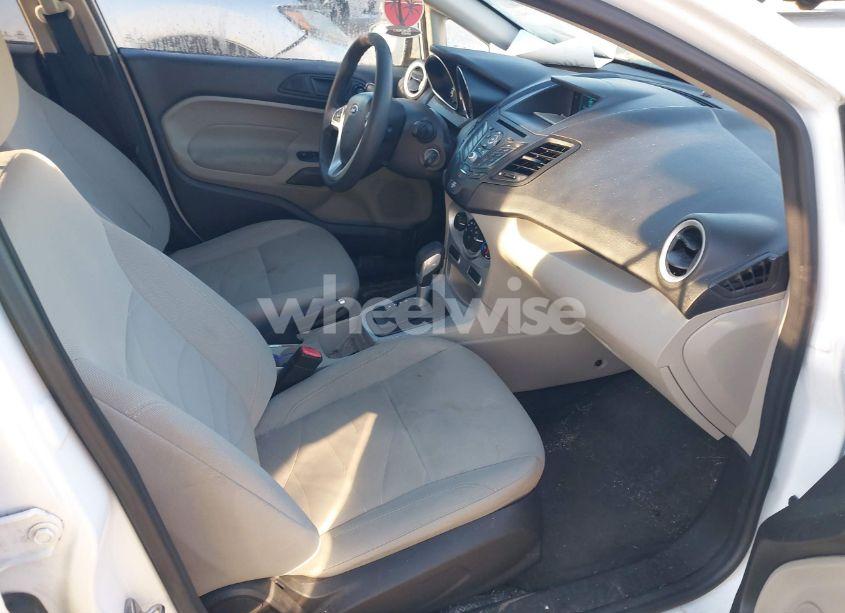 Photo 5 of 2017 Ford Fiesta SE (VIN 3FADP4BJXHM118470)