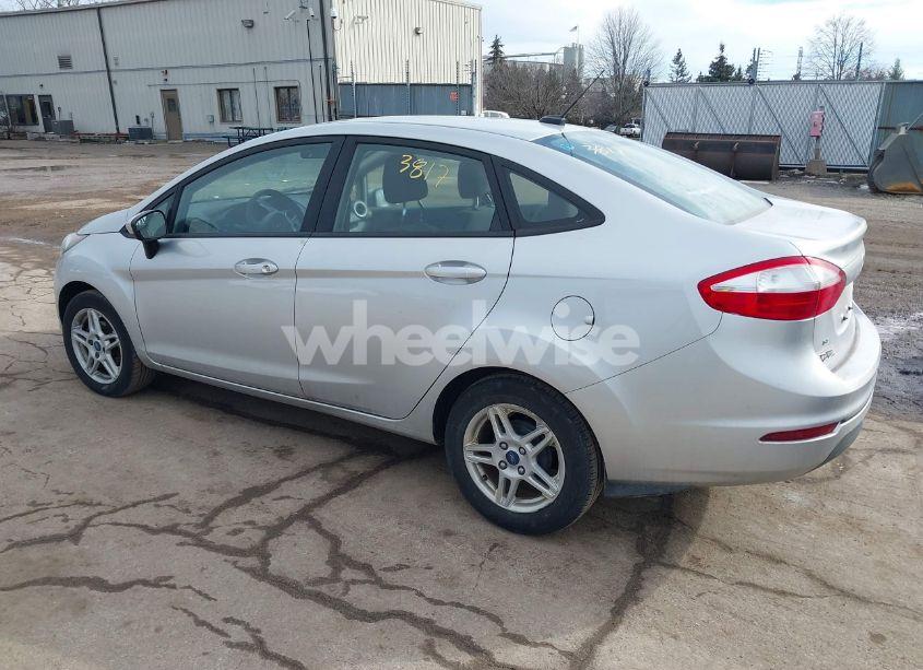 Photo 3 of 2017 Ford Fiesta SE (VIN 3FADP4BJXHM171377)