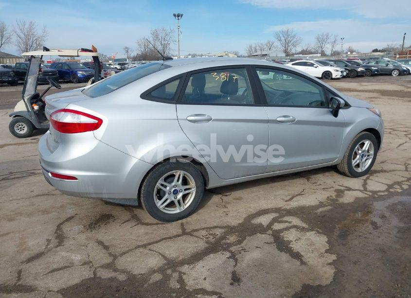 Photo 4 of 2017 Ford Fiesta SE (VIN 3FADP4BJXHM171377)